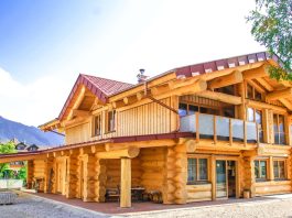 BUCOVINA ECO HOUSE SRL - Firmă serioasă de construcţii case din buşteni lemn rotund