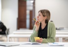 De ce amânăm deciziile financiare importante și cum depășim această tendință De ce amânăm deciziile financiare importante și cum depășim această tendință