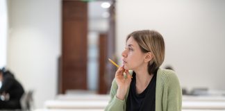 De ce amânăm deciziile financiare importante și cum depășim această tendință